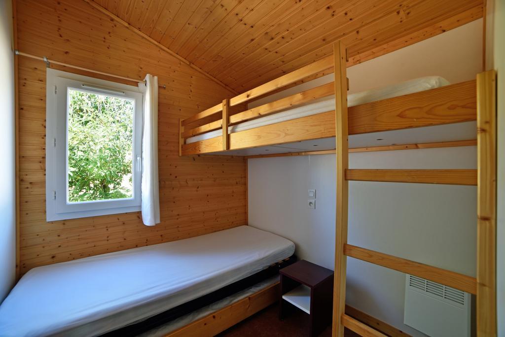 Cottages Du Lac De Miel Beynat المظهر الخارجي الصورة